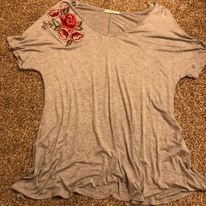 NWOT Rose Appliqué Top
